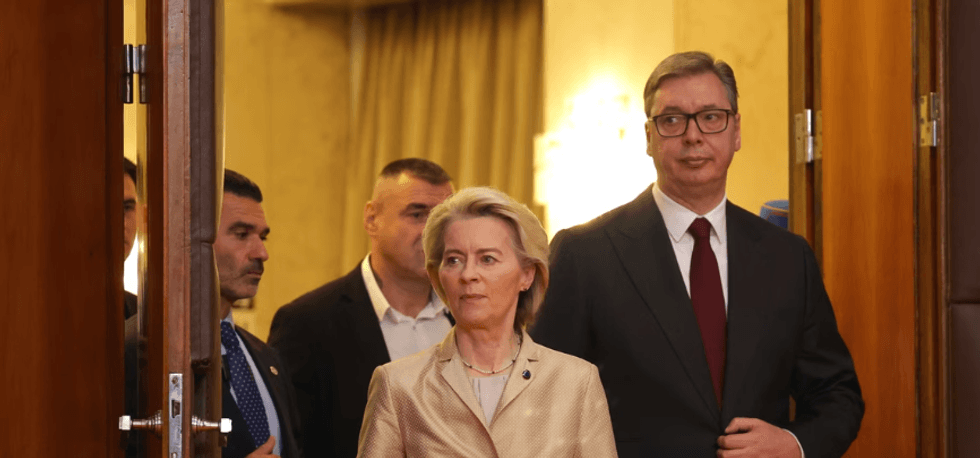 Tetë shtete të BE-së bllokojnë hapjen e Kapitullit 3 për Serbinë