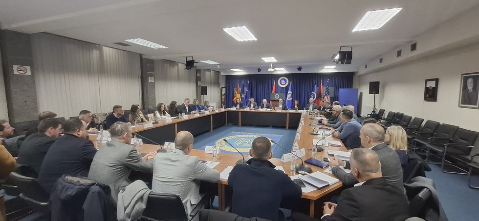 Tetova në protestë për emrat e rrugëve dhe mbrojtjen e Marrëveshjes së Ohrit