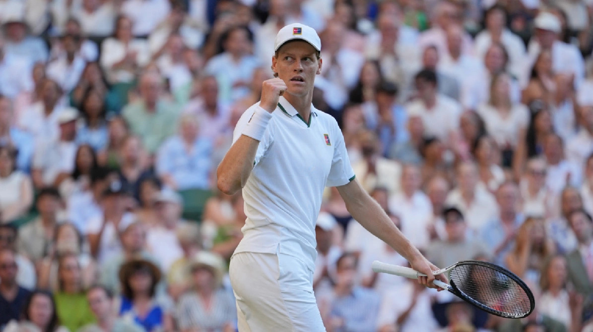 Sinner triumfon përsëri në Wimbledon pas një sfide të fortë me Zverevin