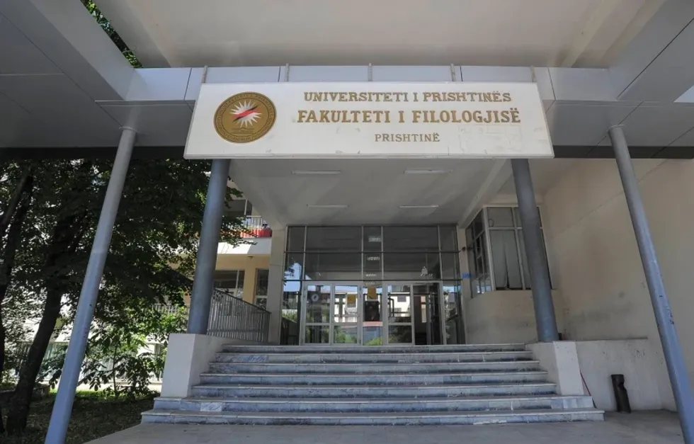 Pse po bie interesi për studimet në Gjuhë dhe Letërsi Shqipe në Kosovë?