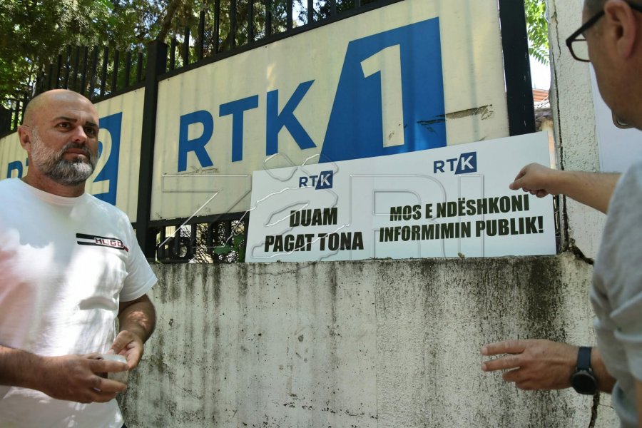 RTK pezullon protestën pas alokimit të 2,240,000 eurove nga Qeveria në detyrë të Kosovës.