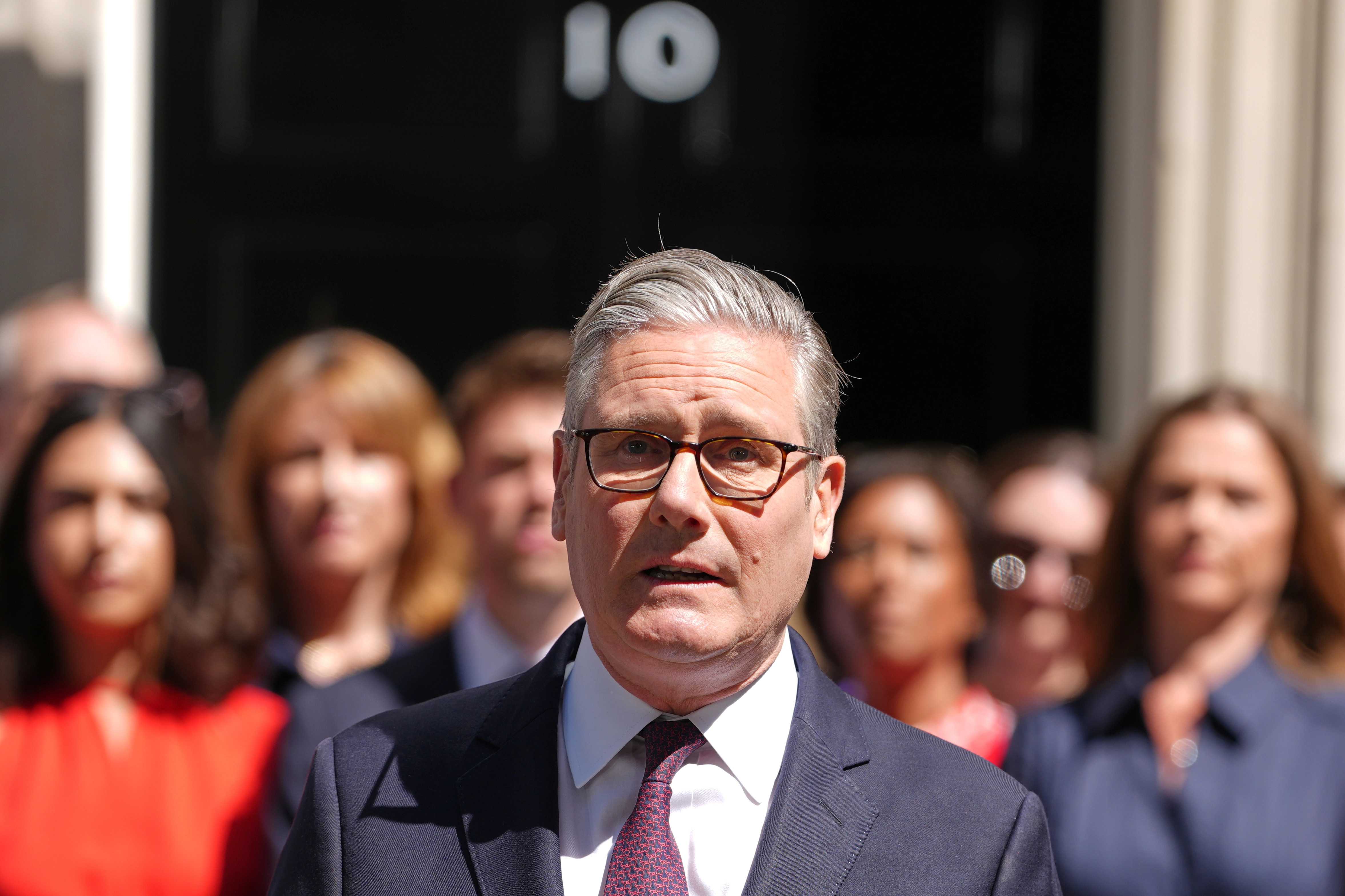 Mbreti Charles III ka pranuar dorëheqjen e Keir Starmer si kryeministër i Britanisë së Madhe.