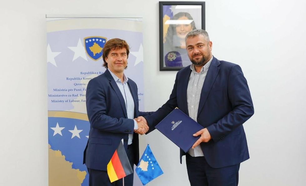 Si po ndryshon fuqizimi ekonomik i grave në Kosovë?