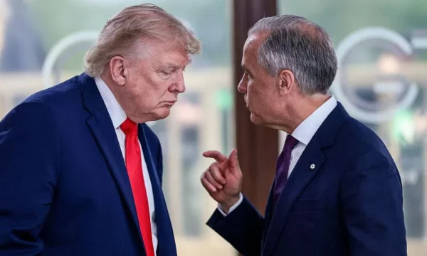 Presidenti Donald Trump vendos tarifa prej 50% mbi mallrat kanadeze, që do të hyjnë në fuqi pas 30 ditësh.