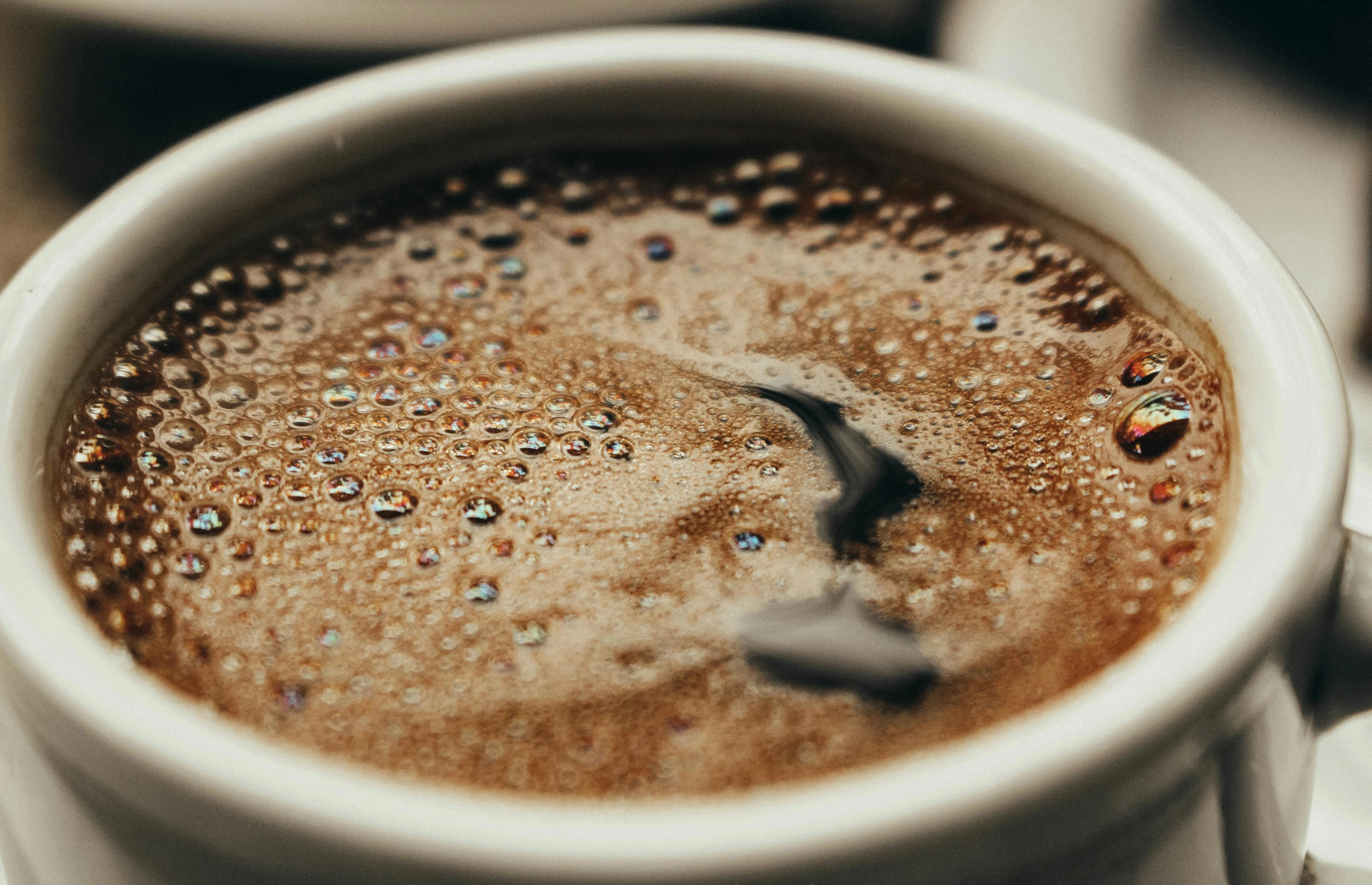 Sa kafe mund të pini pa rrezikuar shëndetin tuaj?