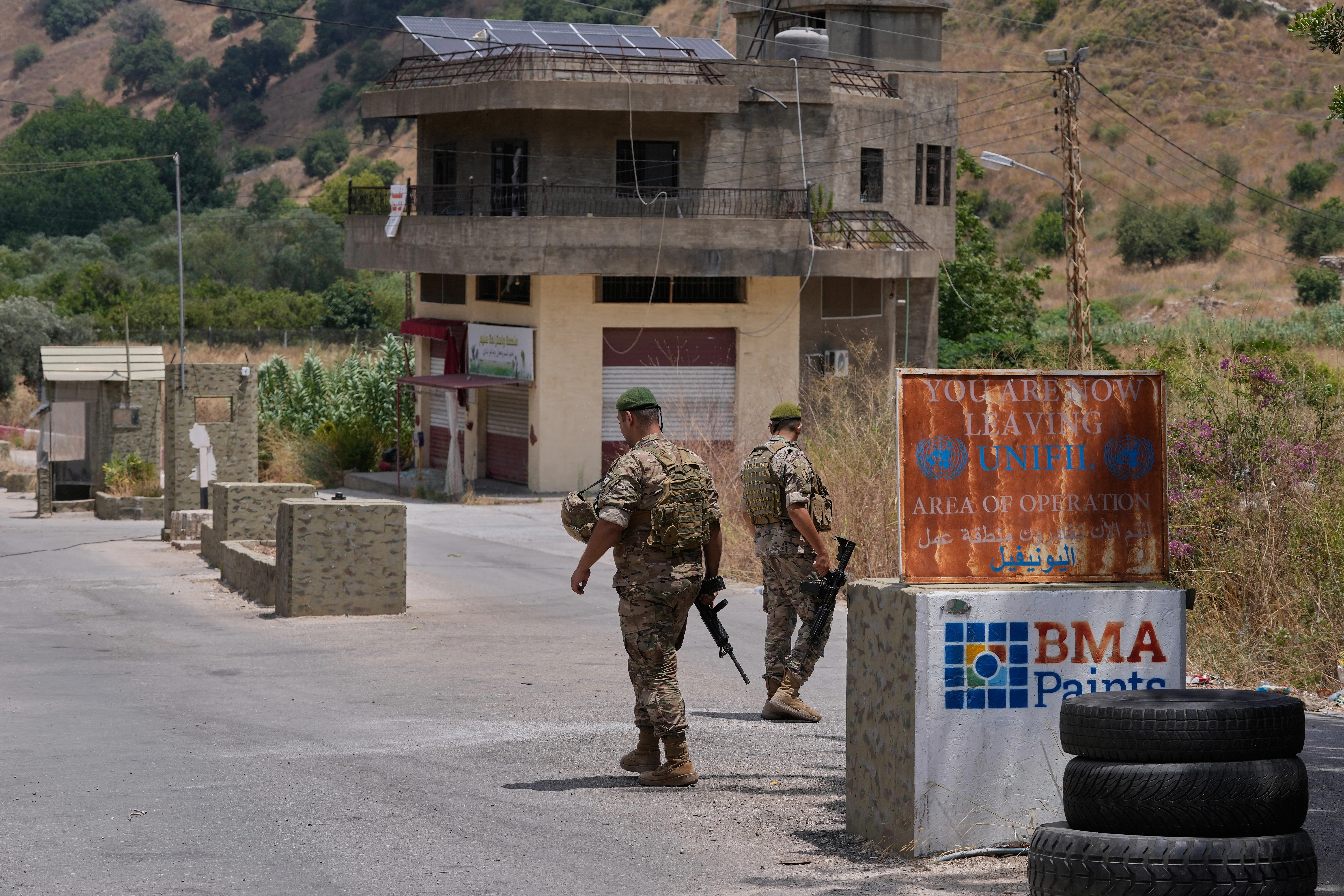 Ushtria libaneze hyn në zonën pilot pas tërheqjes izraelite në jug