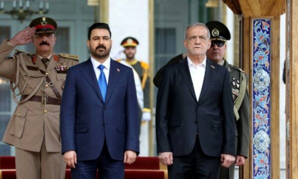 Irani thotë jo armëpushimit amerikan pa zgjidhje për Hormuzin