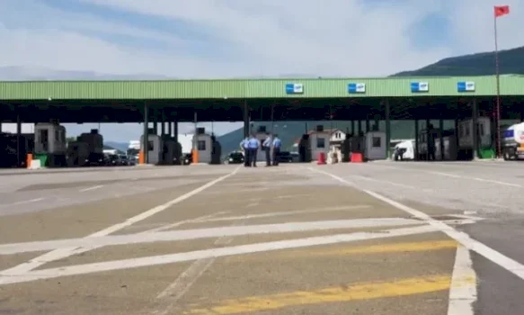 Ndalohen katër shtetas të huaj në Vërmicë, nis hetimi për kontrabandë migrantësh