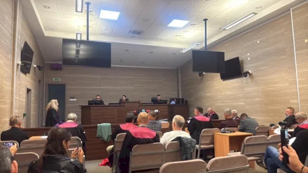 Sami Lushtaku dhe bashkëakuzuarit në pritje të fjalëve përfundimtare në rastin “Drenica 1”