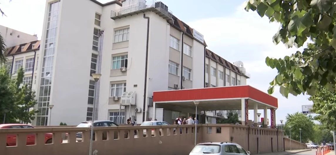E rëndë: 32-vjeçari që humbi jetën në Fushë Kosovë dyshohet se u ngufat duke ngrënë shalqi.