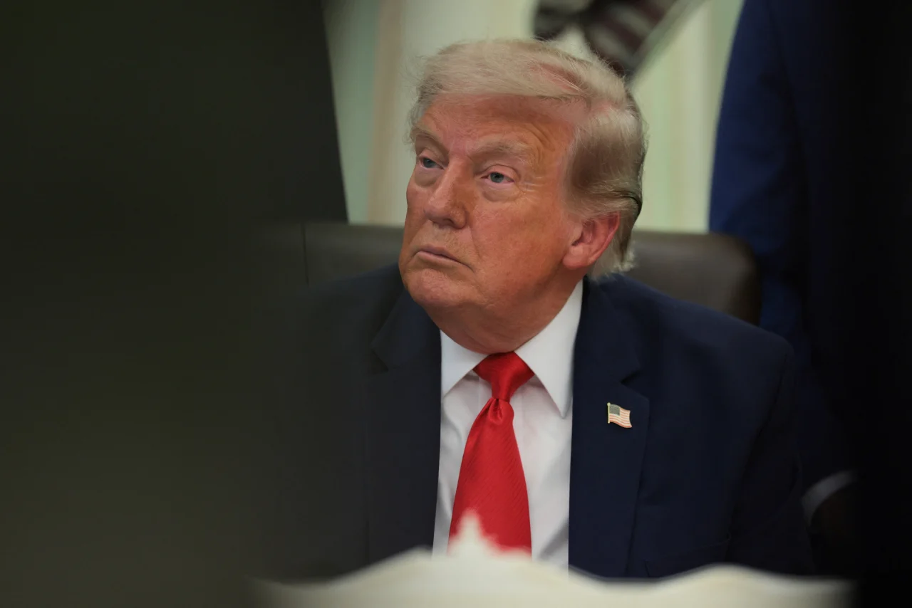 Trump sinjalizon raund të ri bisedimesh dhe shton presionin ndaj Izraelit për ndalimin e sulmeve në Gaza.