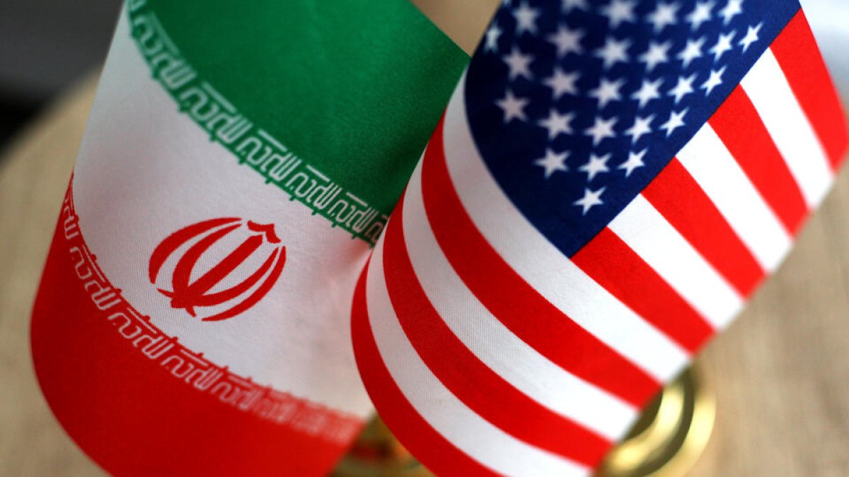 Tensionet në Ngushticën e Hormuzit: Irani paralajmëron goditje ndaj marinës amerikane
