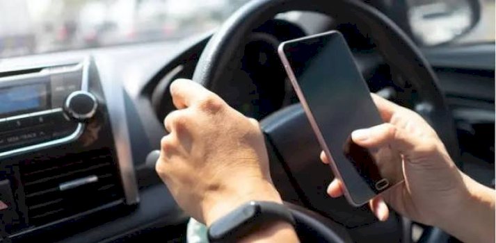 Policia Rajonale e Ferizajt ka shqiptuar 281 gjoba ndaj shoferëve për përdorim të telefonit gjatë ngasjes në korrik 2026.