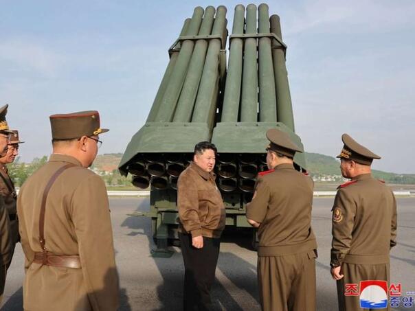 Njësia raketore e Koresë së Veriut ka filluar vendosjen në rajonin e Voronezh të Rusisë me rreth 90 ushtarë dhe 120 raketa balistike për sulme ndaj Ukrainës.
