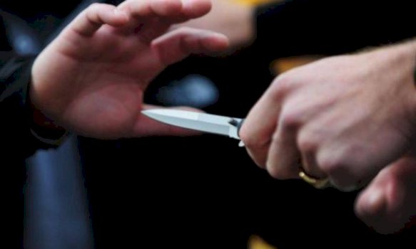 Grabitje me thikë në Gjakovë, kërkohet paraburgim 30-ditor për të dyshuarin