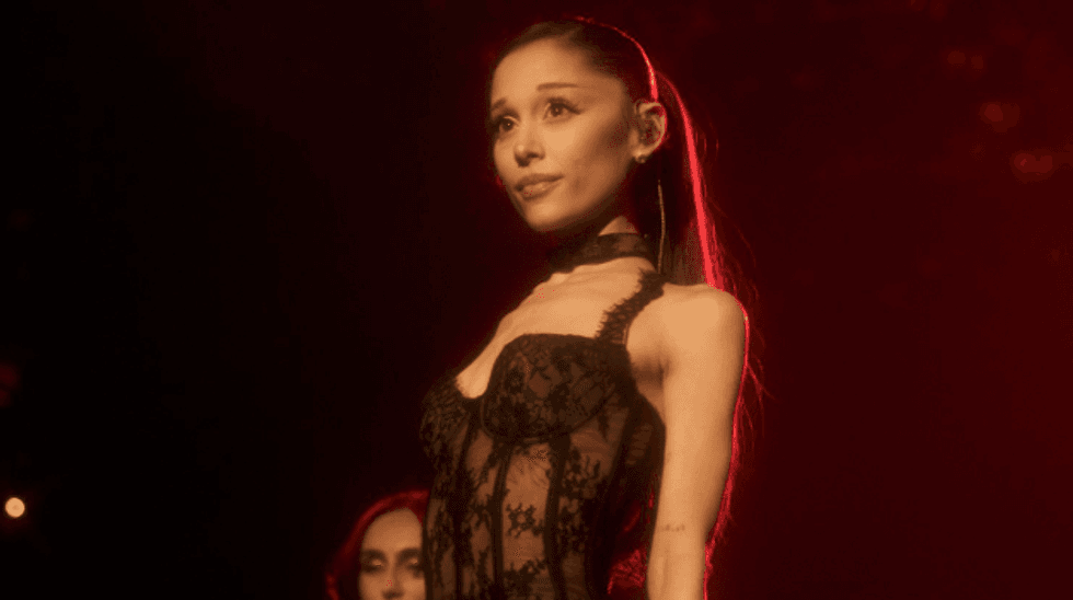 Ariana Grande tërhiqet nga skena për të rigjetur qetësinë personale