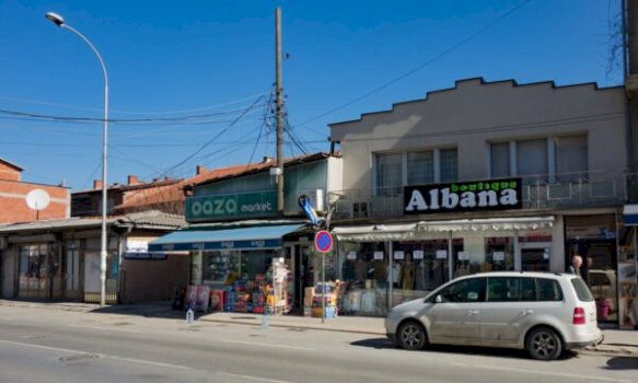 Rruga “Ilir Konushevci” në Prishtinë u mbyll përkohësisht nga 5 gushti deri më 10 gusht për riasfaltim.