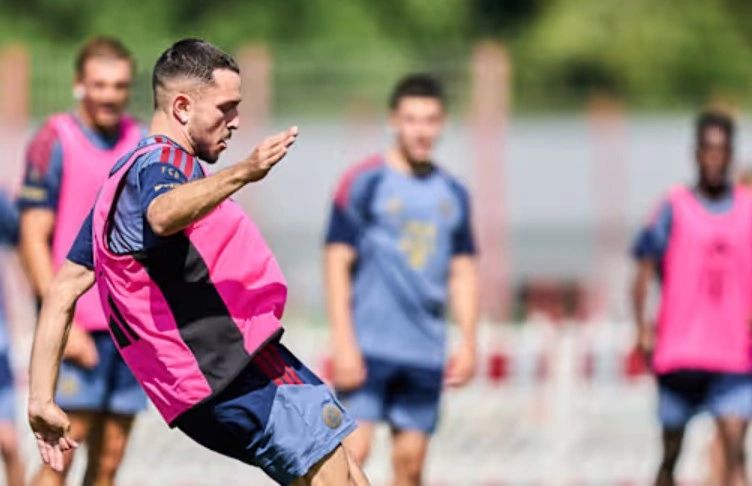 Arijon Ibrahimoviqi dhe ambiciet e mëdha me Bayernin për sezonin 2026/2027