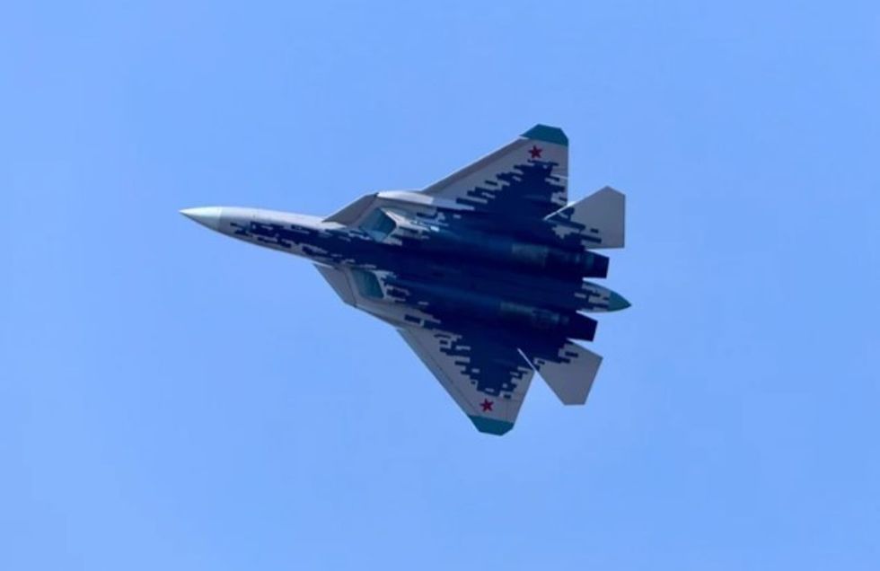 India ndalon blerjen e avionëve të rinj luftarakë rusë dhe fokusohet në modernizim