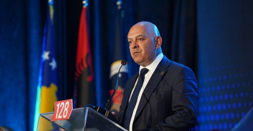 Gjini konfirmon se Kurti nuk do të thërrasë seancën për konstituimin e Kuvendit deri në shtator.