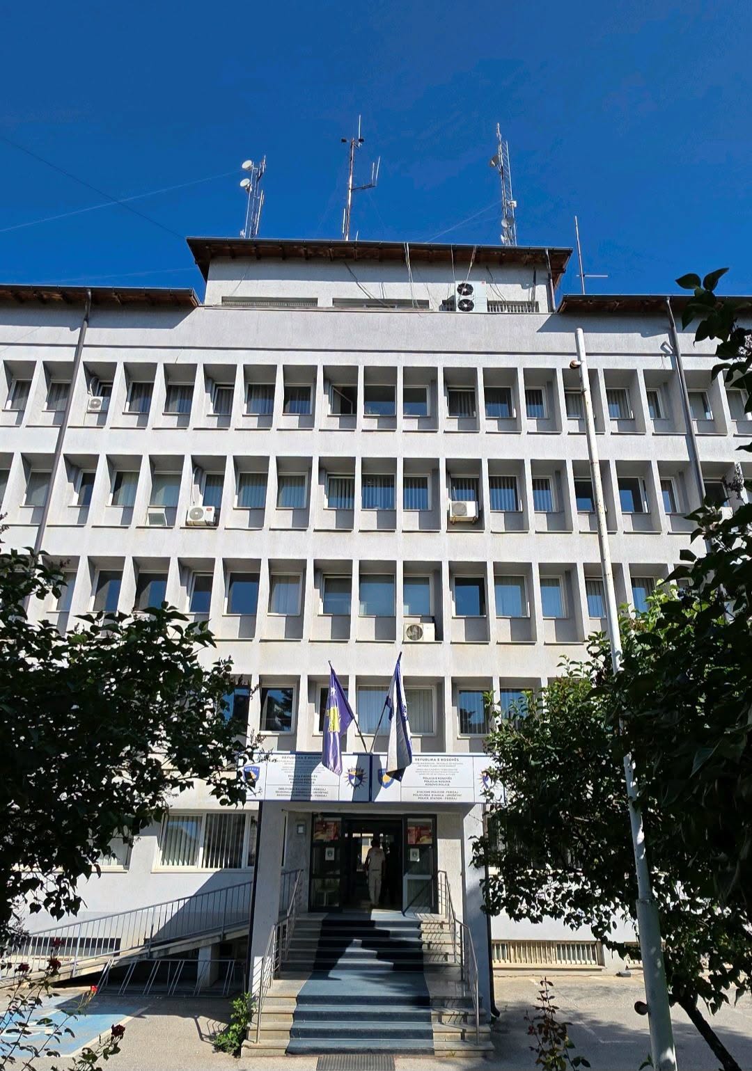 Policia në Ferizaj parandalon tragjedi në Parkun e Lirisë