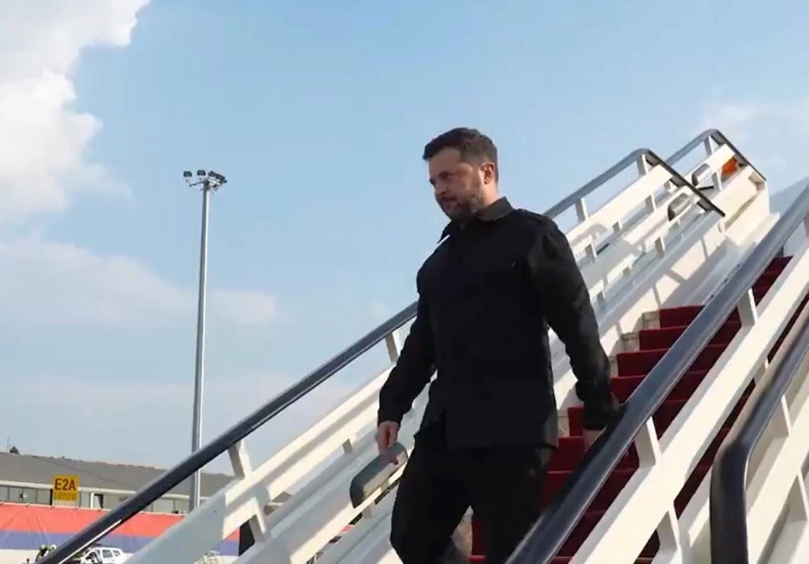 Zelensky mbërriti në Serbi për vizitën e parë zyrtare që nga nisja e luftës në Ukrainë.