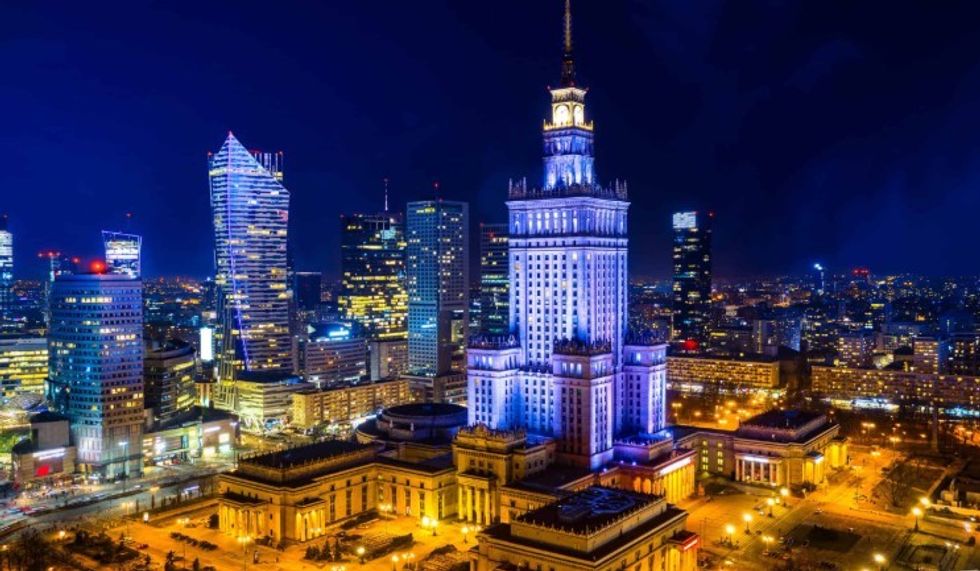Polonia shndërrohet në një fuqi ekonomike në Evropë, sfidon Zvicrën
