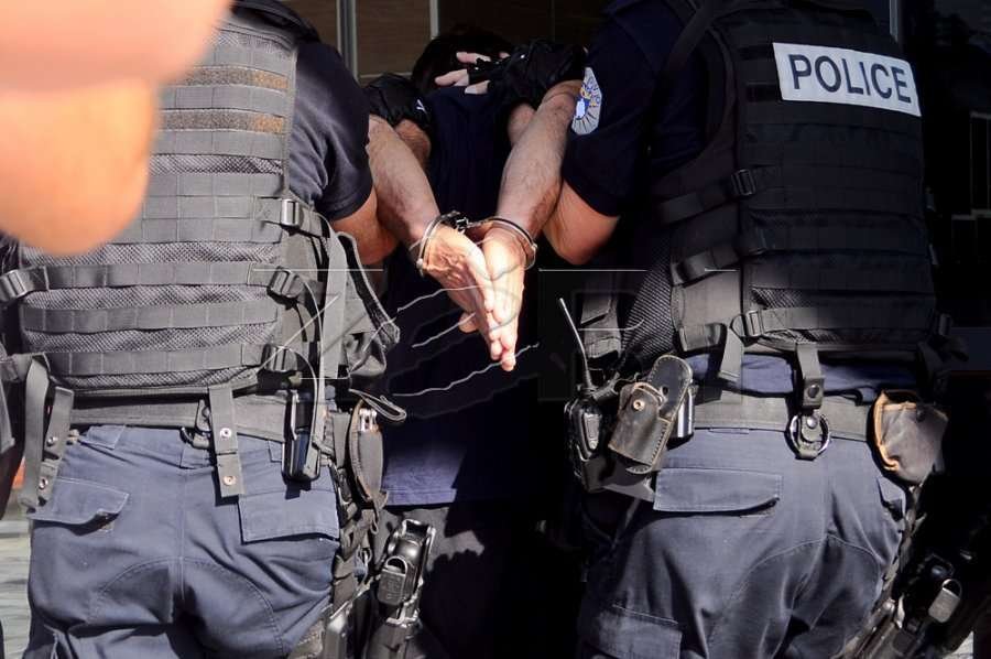 Arrestohet i dyshuari për vjedhje të rëndë në Fushë Kosovë një javë pas ngjarjes