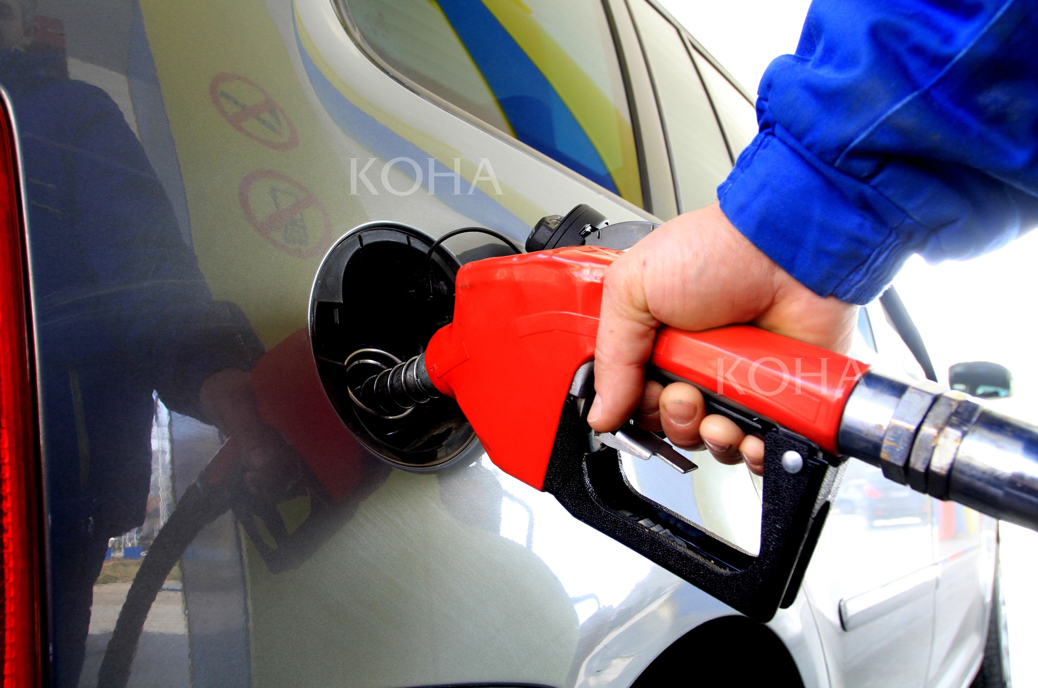 Benzina në Kosovë shtrenjtohet për dy centë, nafta dhe gazi mbeten pa ndryshim.