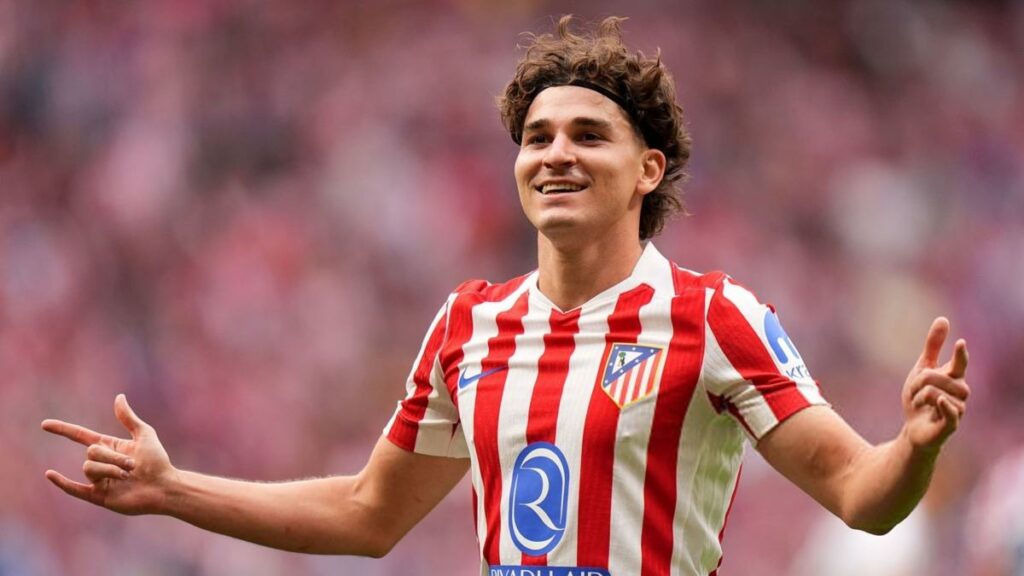 Barcelona dhe Atletico në përplasje për të ardhmen e Julian Alvarez