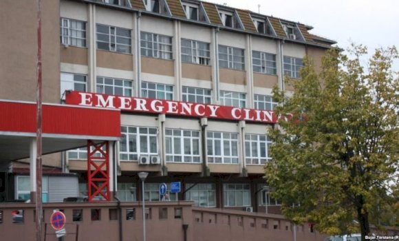 Dy viktima dhe qindra raste emergjente në QKUK gjatë vikendit