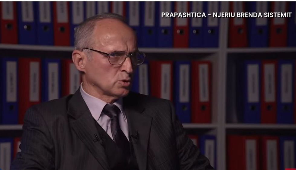 Dy fytyrat e Abdullah Prapashticës: Ilegaliteti dhe infiltrimi në Sigurimin e Shtetit