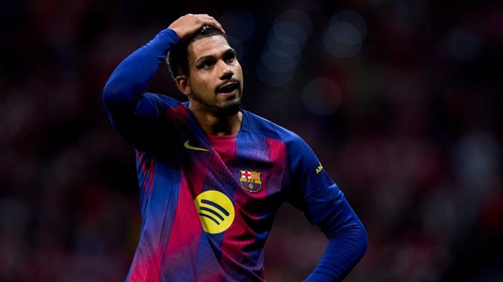 Barcelona ka nisur zyrtarisht bisedimet me Real Betisin për transferimin e mbrojtësit brazilian Natan.