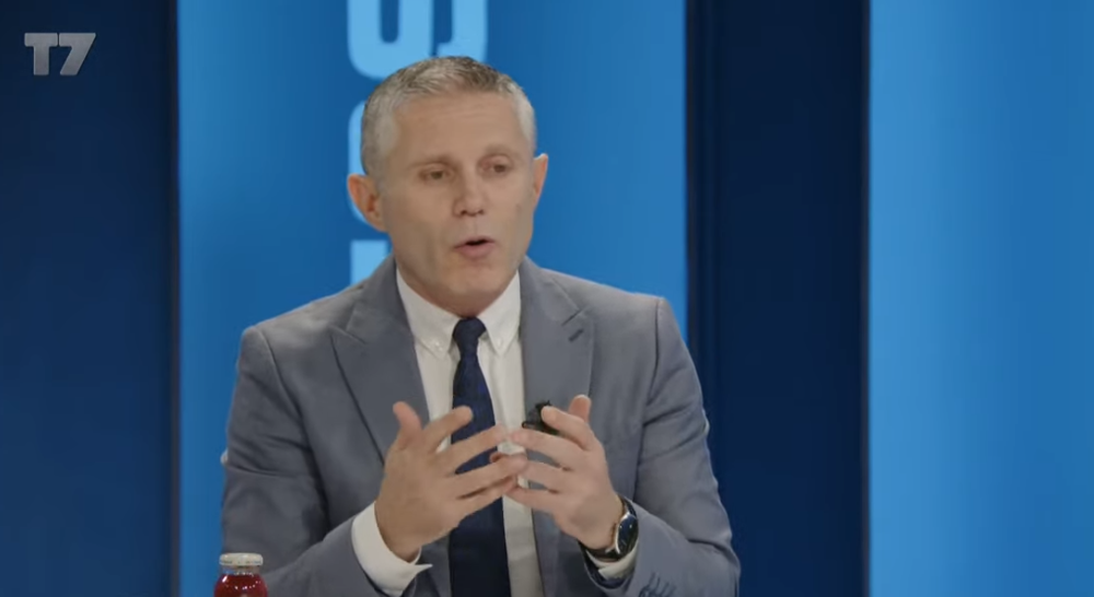 Thirrja për pushkatimin e Haradinajt ndez tensionet në Kuvendin e Kosovës