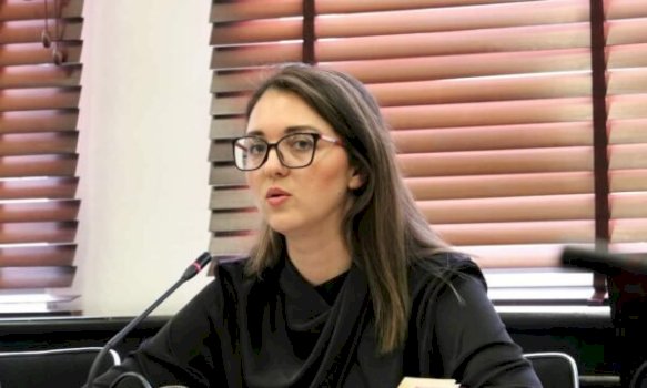 Përplasja mes LV-së dhe PDK-së për legjitimitetin e Kurtit dhe seancën konstituive