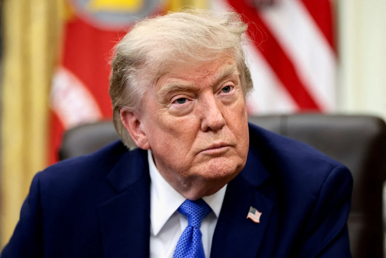 Trump ndryshon strategjinë ndaj Iranit: presion ekonomik në vend të sulmeve ushtarake