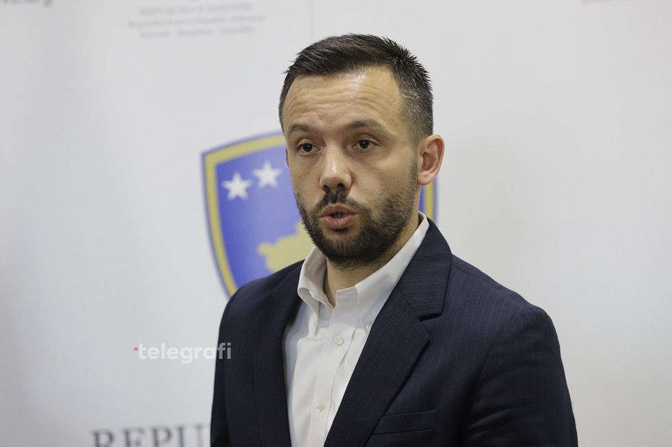 PDK kundër bllokimit të Kuvendit: Qasja autoritare e Kurtit rrezikon shtetin