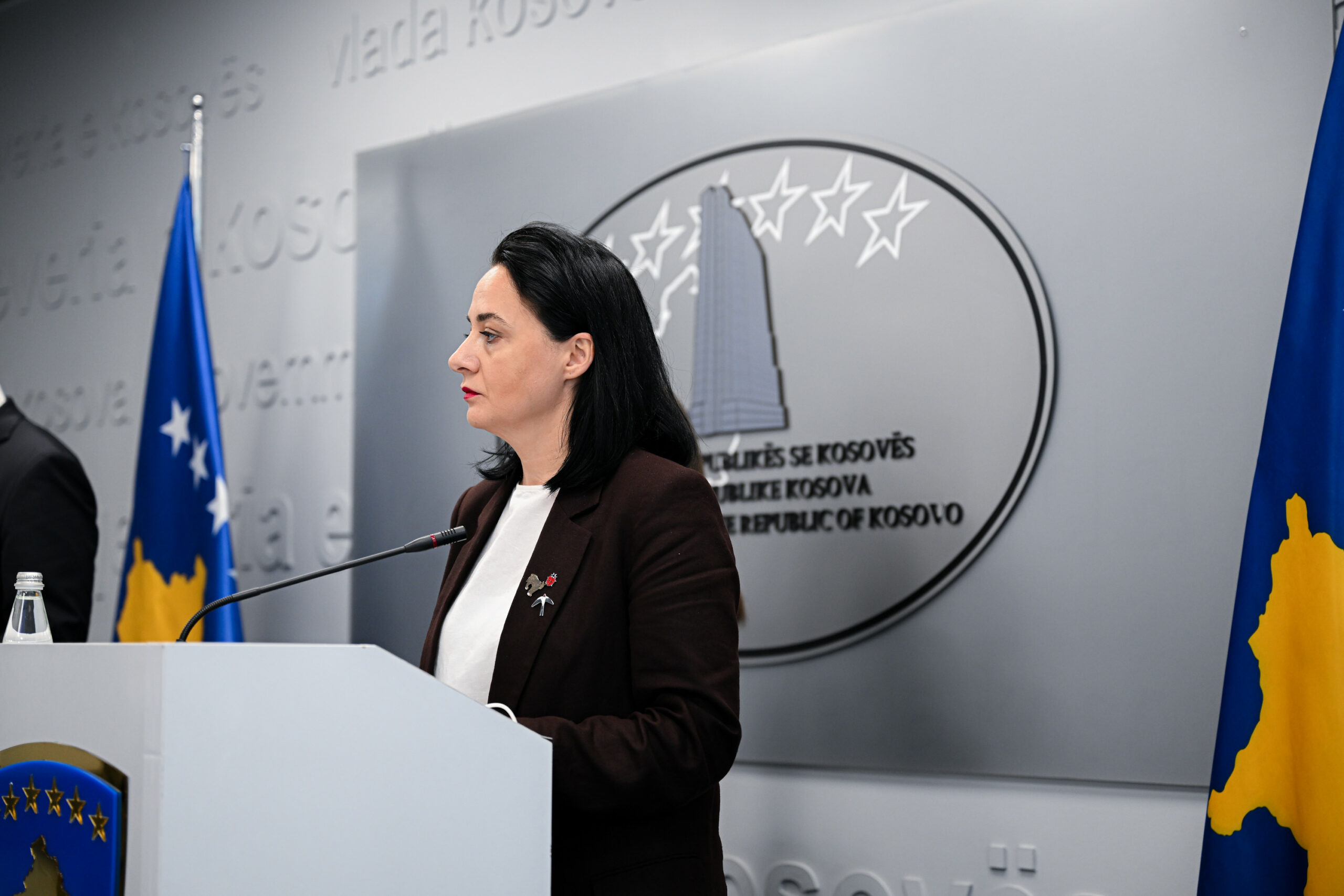 Kur politika përzihet me testet e drogës: Pacolli dhe Kadriaj në qendër të vëmendjes
