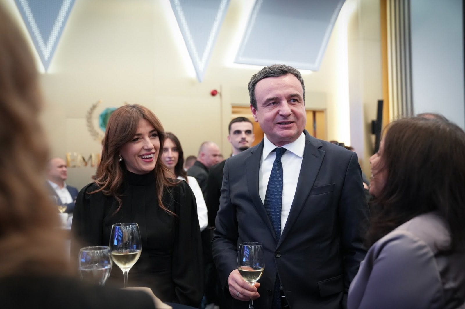 Angazhimi i Haxhiut për zgjidhjen e krizës presidenciale