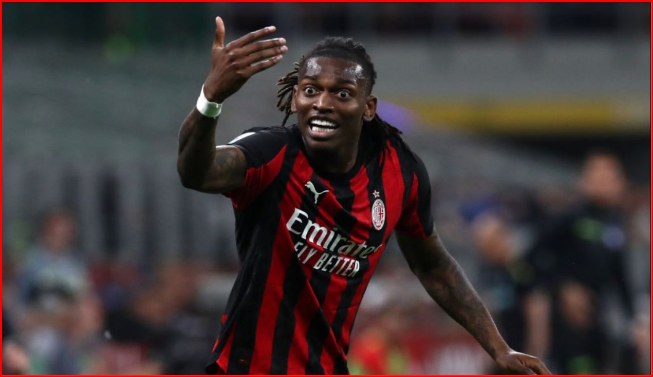 Galatasaray rikthehet në garë për Rafael Leaon pas uljes së kërkesave të Milanit