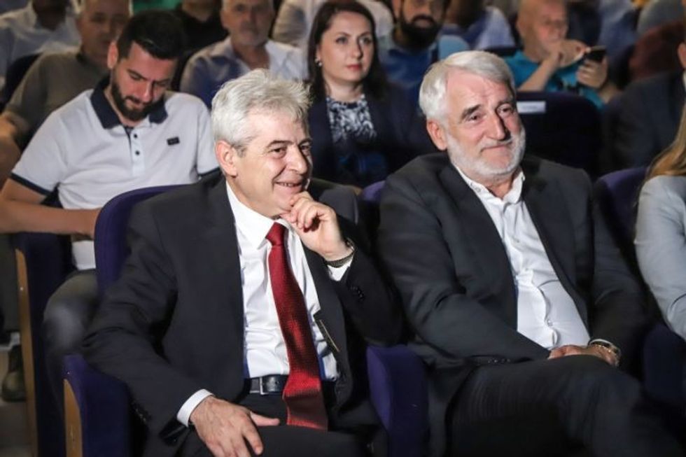Përplasja për dokumentin e ndarjes së Maqedonisë: Thaçi kundër Ahmetit