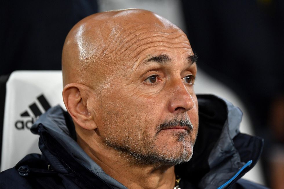 Juventus ka përmirësuar ofertën për Emiliano Martínez me 7 milionë euro fikse dhe 3 milionë euro bonuse, duke u afruar me Aston Villën për marrëveshjen.
