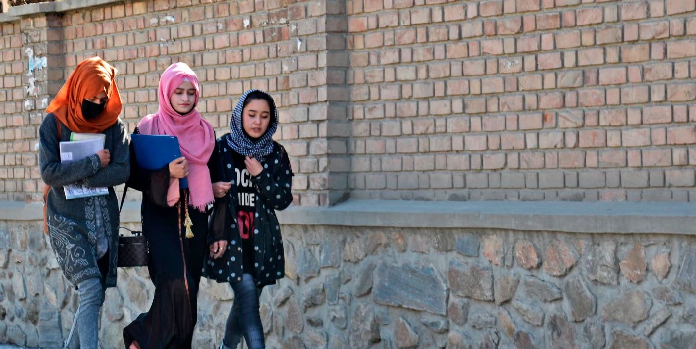 Pesë vjet nën hijen e talibanëve: ëndrrat e të rinjve afganë që u shuan