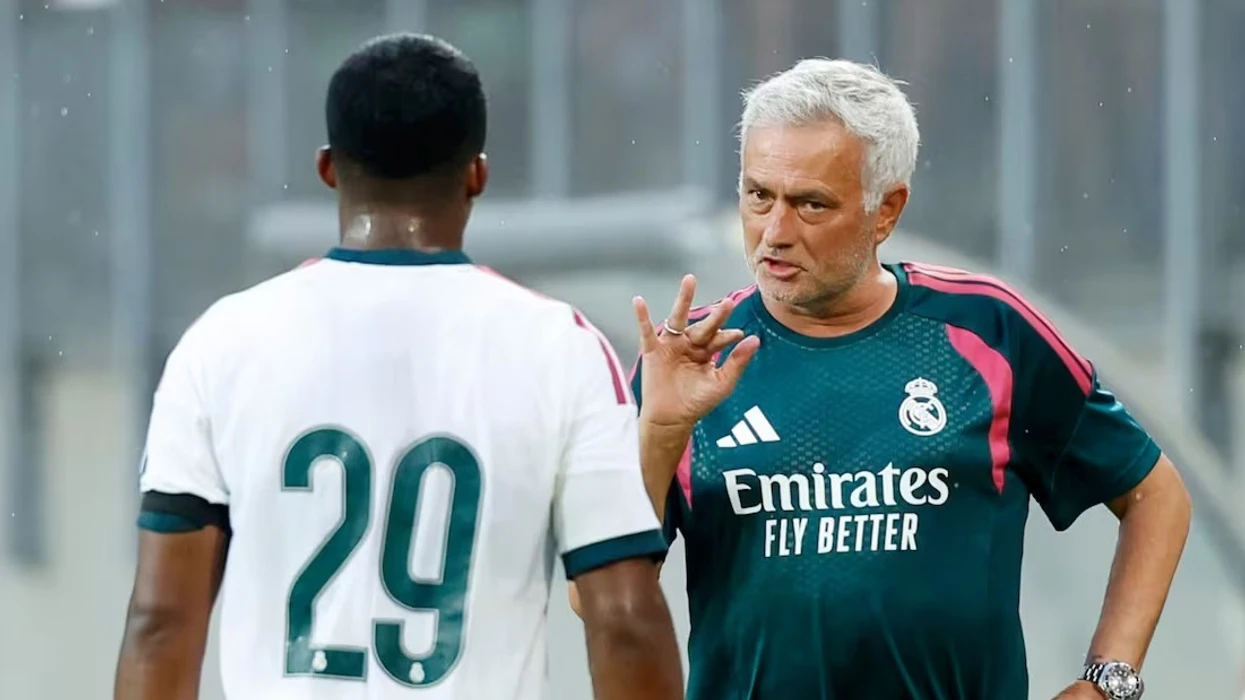 Endrick do të qëndrojë te Real Madridi këtë verë, me Mourinho që e sheh si alternativë në sulm dhe do të rishikojë situatën në janar.