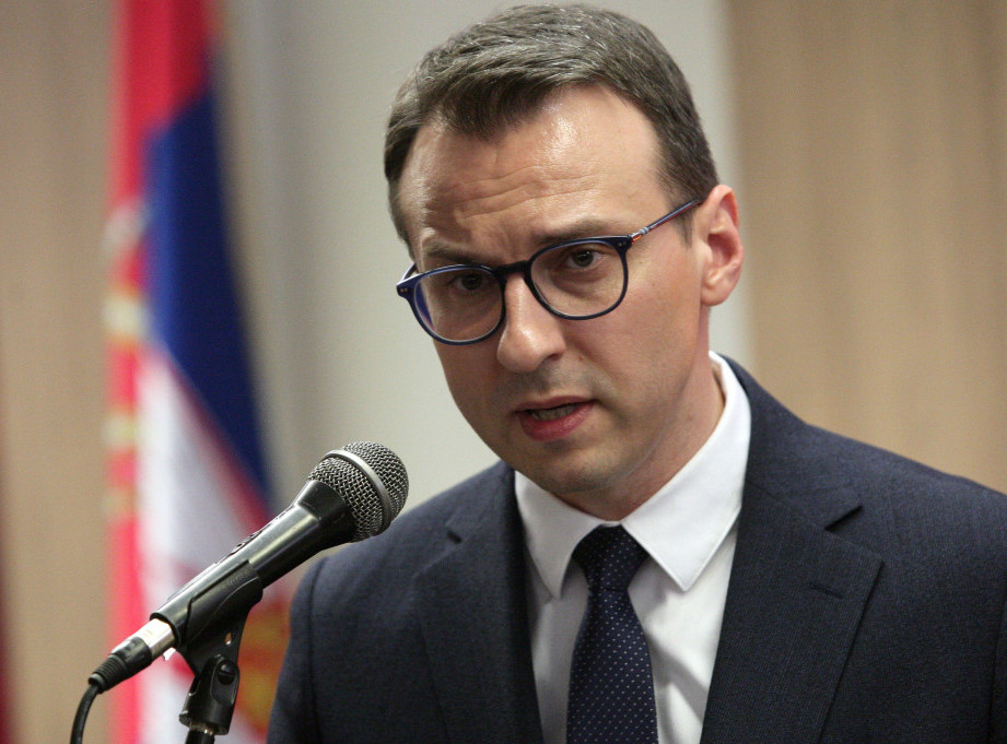 Tensionet rreth hapjes së urës mbi lumin Ibër dhe shqetësimet e Serbisë