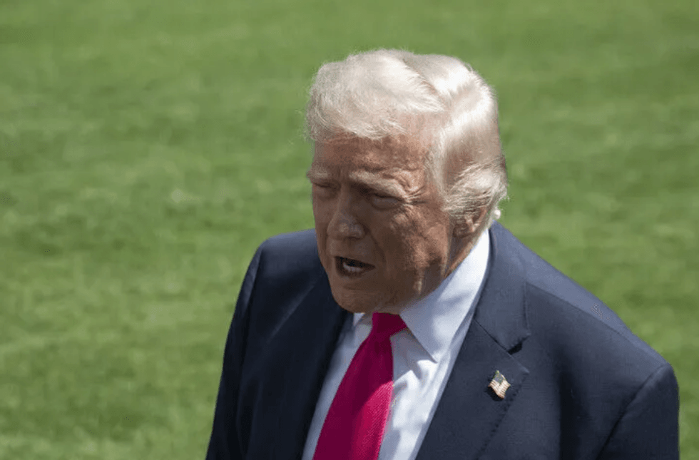 Trump konfirmon pezullimin e tarifave 50% ndaj Kanadasë dhe rifillimin e projektit Keystone XL.