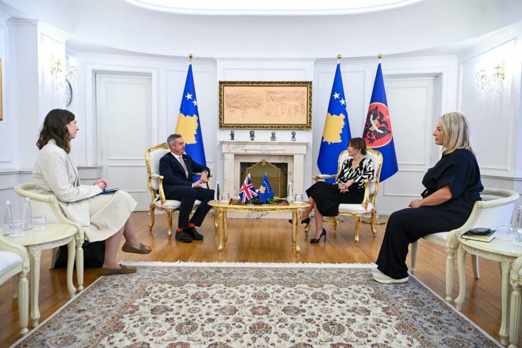 Dialogu politik në fokus për zgjidhjen e ngërçit institucional në Kosovë