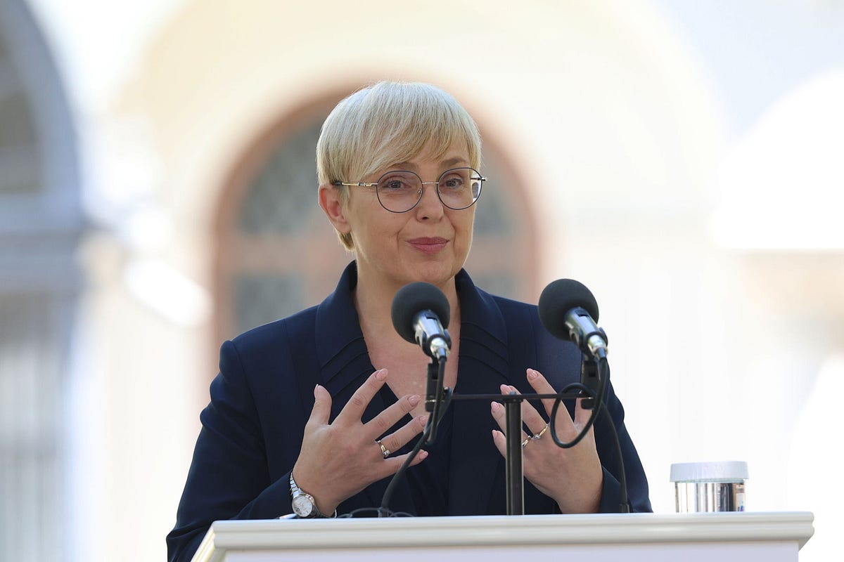 Presidentja sllovene në qendër të një skandali për lidhje të dyshuara me rrjetet ruse