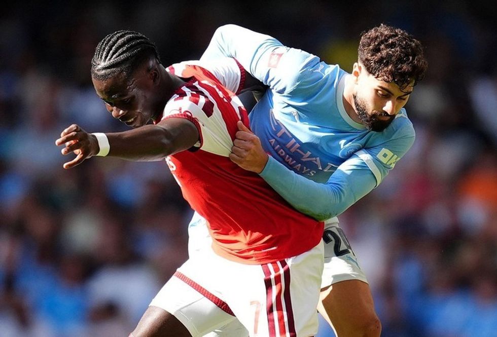 Premierliga 2026/27 nis sot me ndeshjen Arsenal-Coventry City dhe rregulla të reja për lojë më të shpejtë dhe ndëshkime më të rrepta.