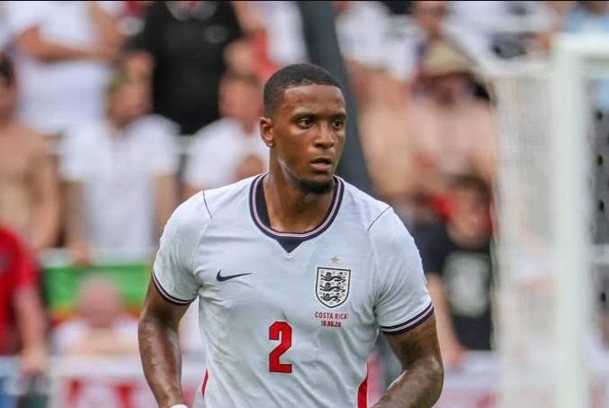 Arsenali ka kompletuar transferimin e Ezri Konsas nga Aston Villa me një kontratë katërvjeçare dhe opsion për sezonin e pestë.